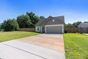 102 Turkey Trot Rd, Williamston, SC 29697 - Photo 2