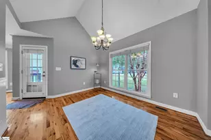 2716 Carolina Country Club Rd, Spartanburg, SC 29306 - Photo 4