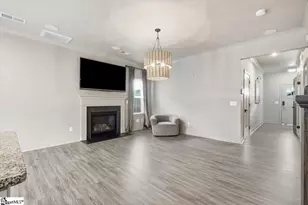 131 Roseridge Dr, Simpsonville, SC 29681 - Photo 6