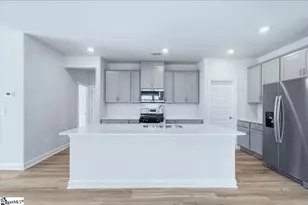 136 Gardner Ave, Gray Court, SC 29645 - Photo 8