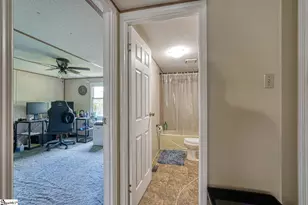 9 W Tyger Ct, Greer, SC 29651 - Photo 12