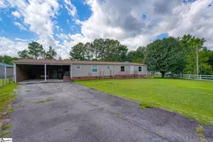 9 W Tyger Ct, Greer, SC 29651 - Photo 2