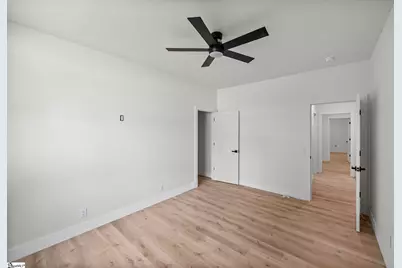 221 Saddle Creek Court, Greer, SC 29651 - Photo 6