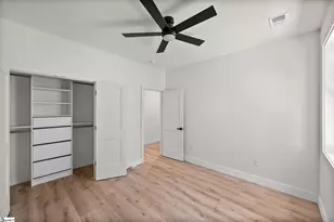 221 Saddle Creek Ct, Greer, SC 29651 - Photo 14