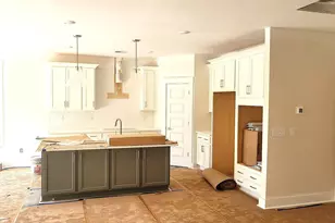 1815 Cross Creek Dr, Seneca, SC 29678 - Photo 10