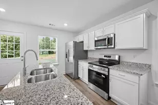 672 Saxon Ave, Spartanburg, SC 29301 - Photo 8