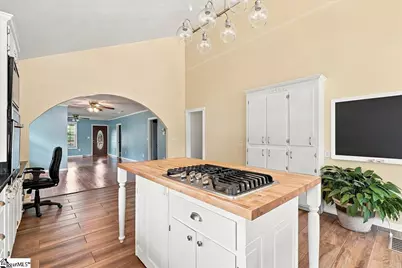 652 Arlington Road, Greer, SC 29651 - Photo 14