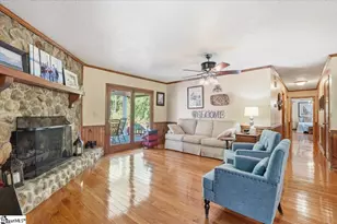 310 Holly Springs Rd, Inman, SC 29349 - Photo 8