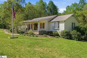 310 Holly Springs Rd, Inman, SC 29349 - Photo 2