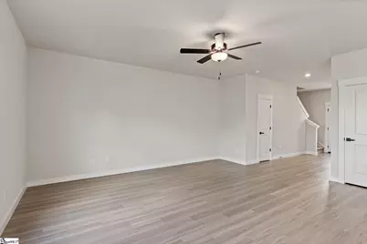 1229 Crested Iris Street, Moore, SC 29369 - Photo 4