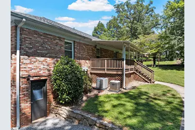 174 New Market Street, Tryon, NC 28782 - Photo 32