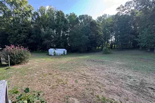 252 Currys Lake Cir, Gray Court, SC 29645 - Photo 8