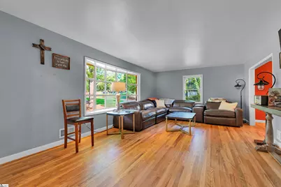 2209 Edgefield Road, Spartanburg, SC 29307 - Photo 10