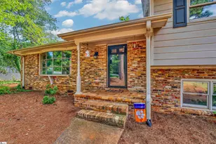 2209 Edgefield Rd, Spartanburg, SC 29307 - Photo 10