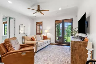 323 Imperia Ct, Travelers Rest, SC 29690 - Photo 8