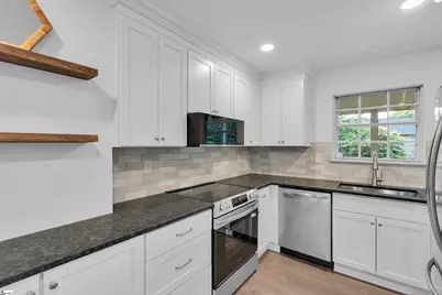 925 Cleveland Street #Unit 222, Greenville, SC 29601 - Photo 4