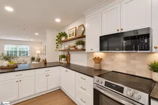 925 Cleveland St, Greenville, SC 29601 - Photo 4