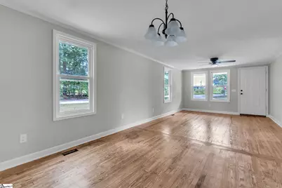 115 Milliken Street, Laurens, SC 29360 - Photo 8