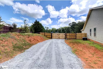 129 Hurst Avenue, Anderson, SC 29625 - Photo 30