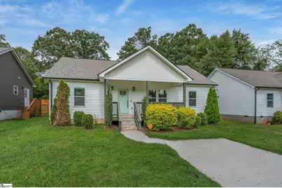 240 Stone Avenue, Woodruff, SC 29388 - Photo 2