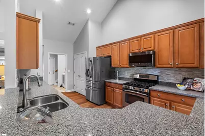 129 Saint Johns Street, Simpsonville, SC 29680 - Photo 12