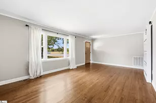 1 Dickens Ln, Taylors, SC 29687 - Photo 6