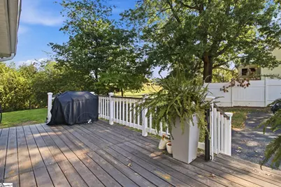 824 Chick Springs Road, Taylors, SC 29687 - Photo 16