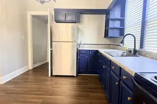 901 Goddard Ave, Seneca, SC 29678 - Photo 6