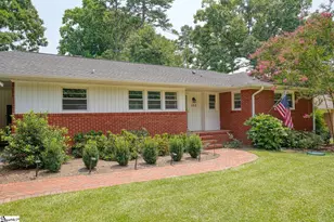 105 Guilford Pl, Spartanburg, SC 29302 - Photo 1