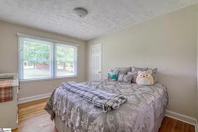 105 Guilford Place, Spartanburg, SC 29302 - Photo 12