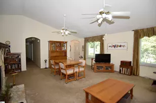 200 Sheffield Rd, Greer, SC 29651 - Photo 4