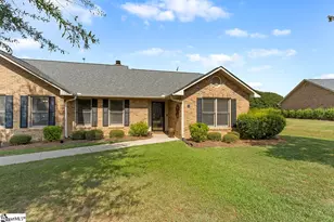 318 Heritage W Ct, Greenwood, SC 29649 - Photo 1