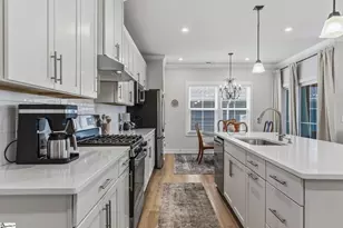400 Aztec Ct, Greenville, SC 29607 - Photo 14