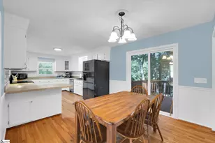 104 Ridgewood St, Easley, SC 29642 - Photo 6