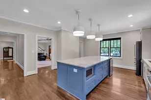 201 Cleveland St, Greenville, SC 29601 - Photo 10