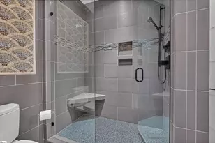 201 Cleveland St, Greenville, SC 29601 - Photo 24