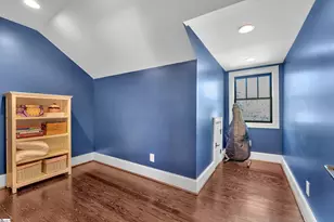 201 Cleveland St, Greenville, SC 29601 - Photo 30