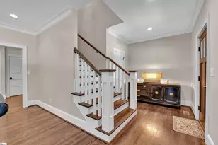 201 Cleveland St, Greenville, SC 29601 - Photo 6