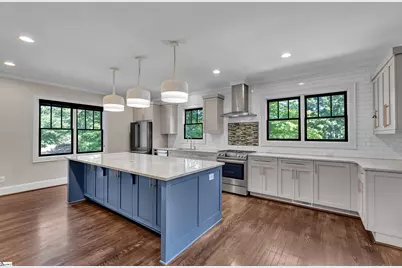 201 Cleveland Street, Greenville, SC 29601 - Photo 8