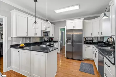 209 Brittany Park, Anderson, SC 29621 - Photo 6