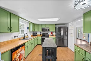112 Bert Ct, Greer, SC 29651 - Photo 16