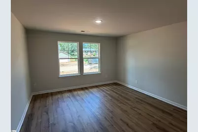 124 Barwood Circle, Greenville, SC 29611 - Photo 2