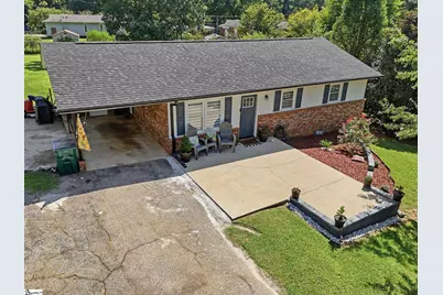 117 Rocking Chair Lane, Spartanburg, SC 29307 - Photo 2