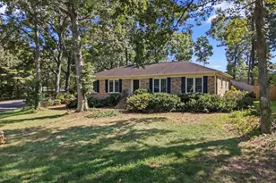 108 Longstreet Dr, Greer, SC 29650 - Photo 4