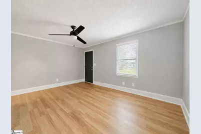 200 Carolina Avenue, Greer, SC 29650 - Photo 6