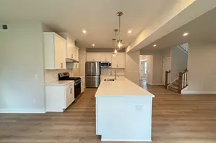 747 Vestrella Rd, Greenville, SC 29605 - Photo 8