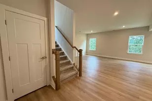 747 Vestrella Rd, Greenville, SC 29605 - Photo 4