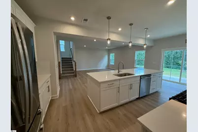 747 Vestrella Road, Greenville, SC 29605 - Photo 10