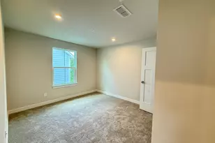 747 Vestrella Rd, Greenville, SC 29605 - Photo 16