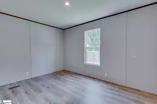 135 Layton Dr, Greenville, SC 29617 - Photo 24